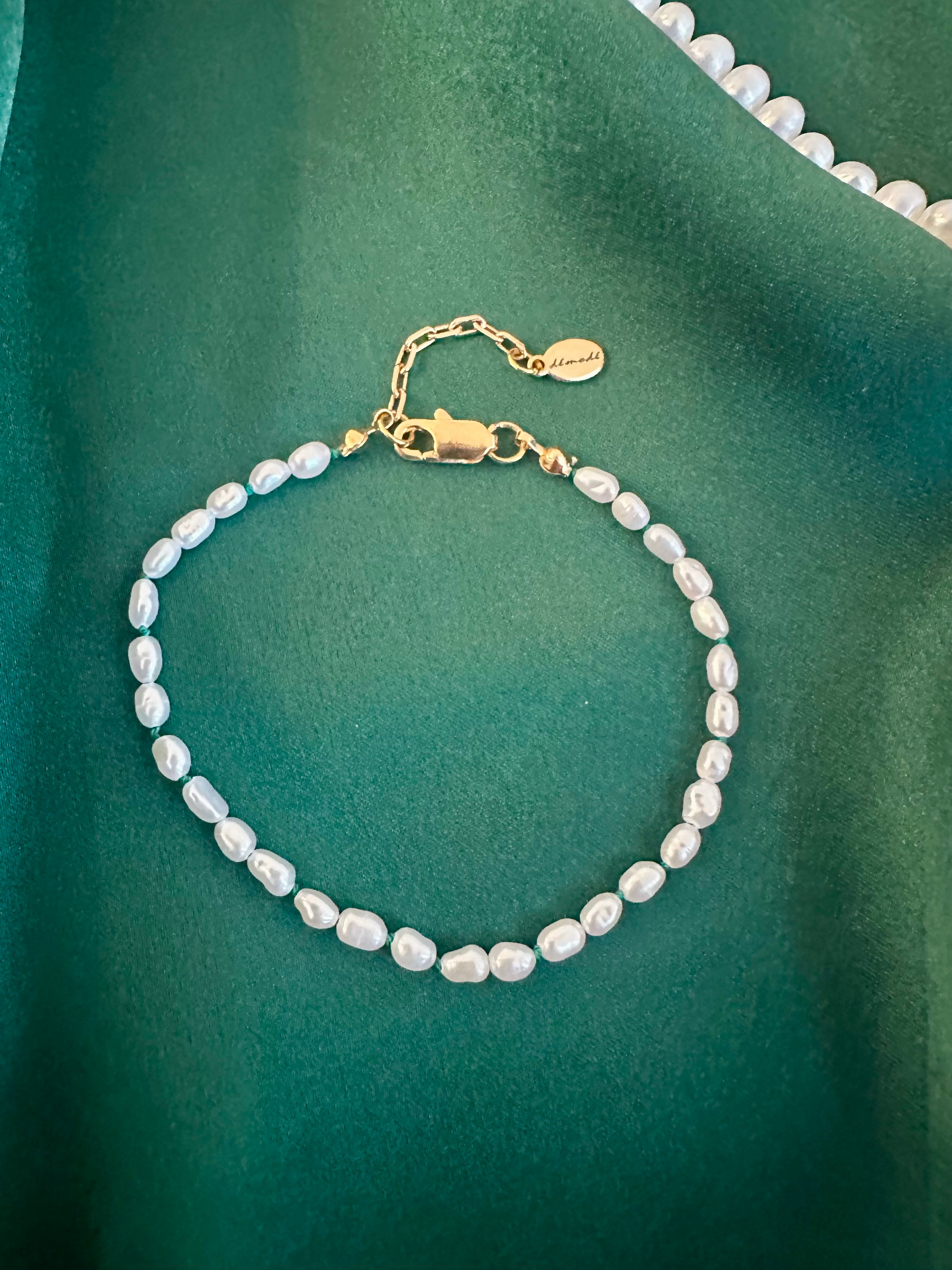 Heirloom Pearl Bracelet