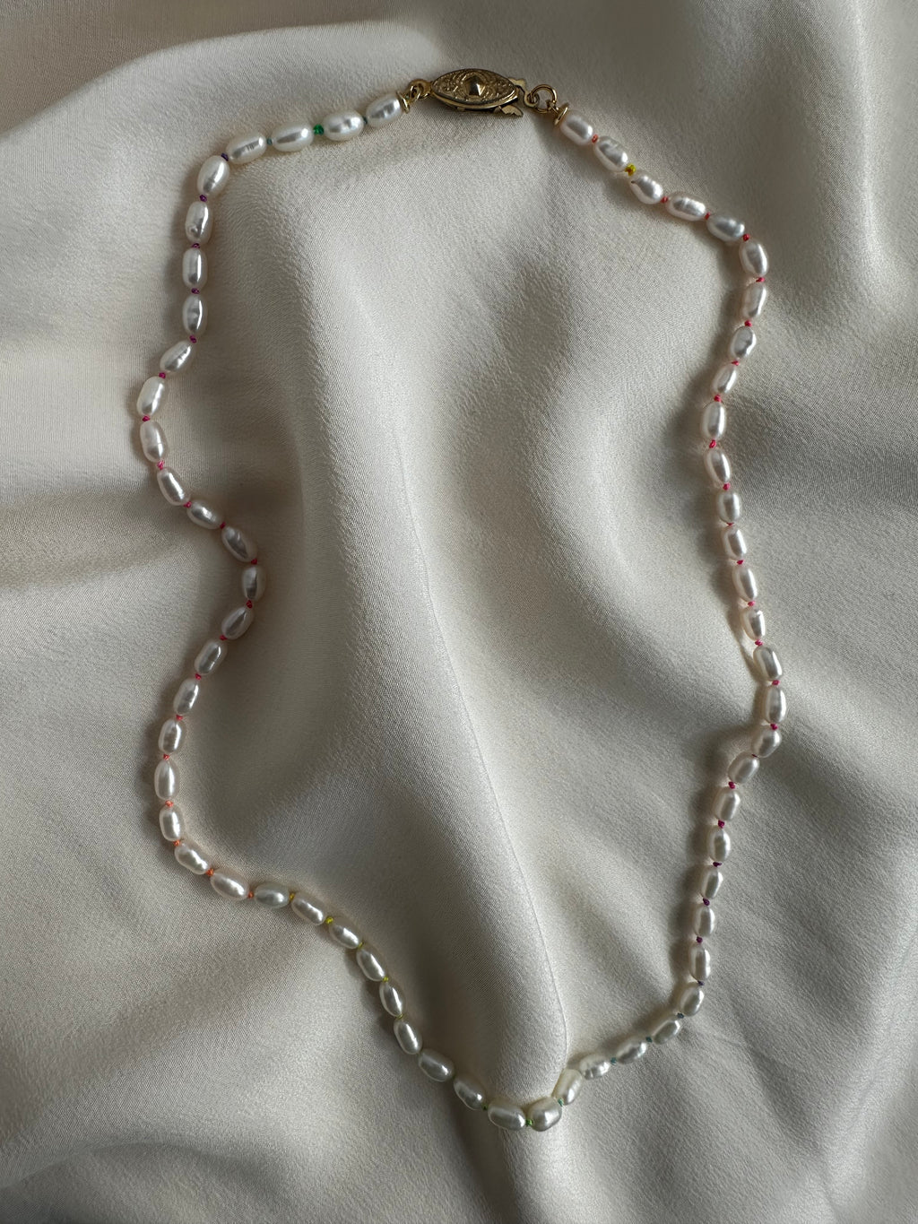 The Heirloom Pearl Choker Necklace in Rainbow Spectrum 🌈